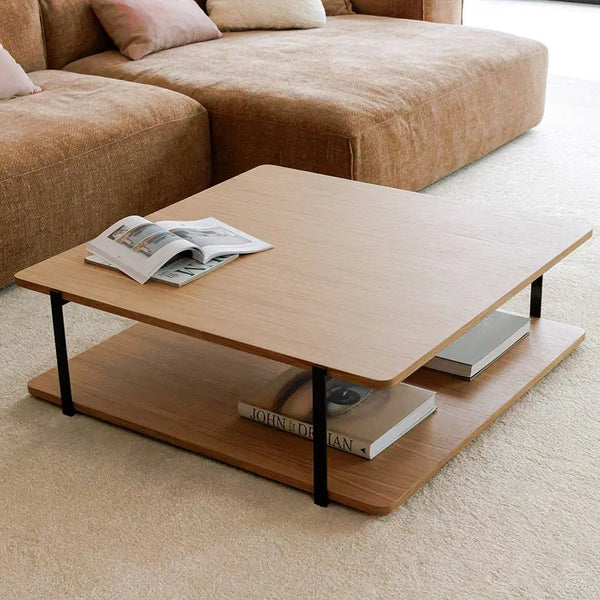 Table basse Edda en métal noir mat et chêne massif