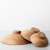 3 PATÈRES EN CHÊNE NATUREL SCULPTÉES - Pigments